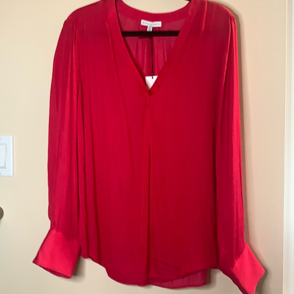 Maison d' Amèlie‎ Paris.  XL. Red